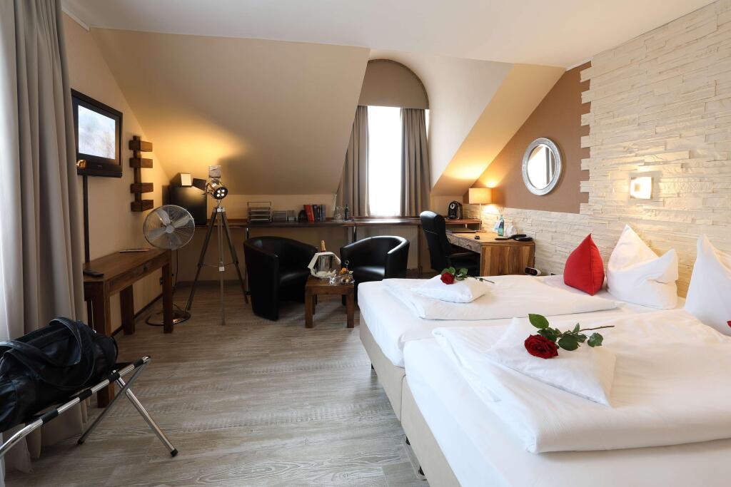 hotel image 16