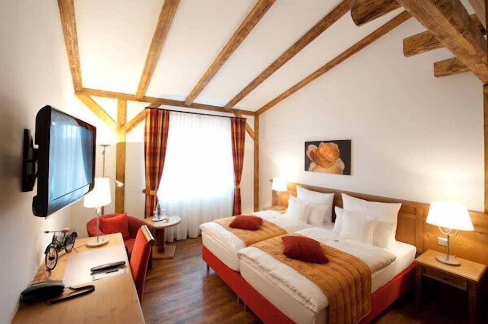 hotel image 9