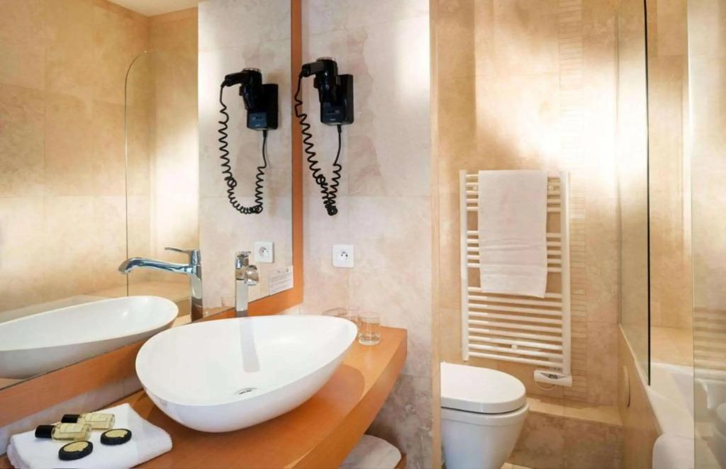 hotel image 32