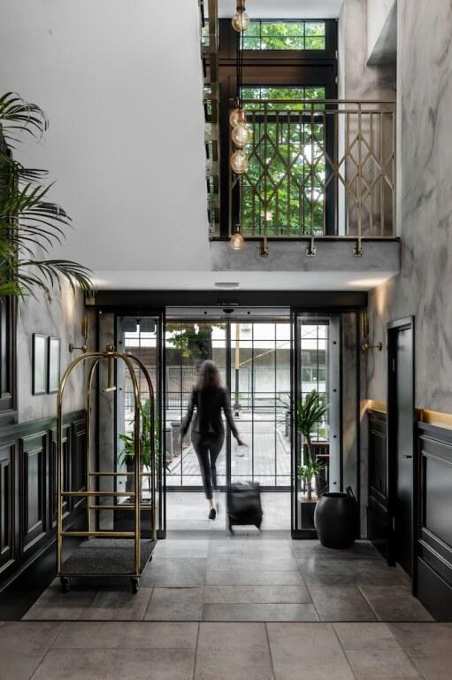 hotel