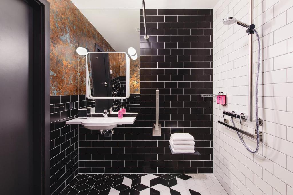hotel image 9
