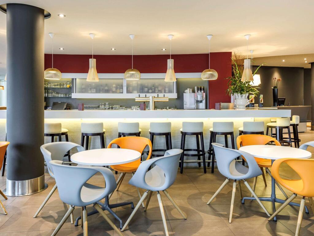 hotel image 10