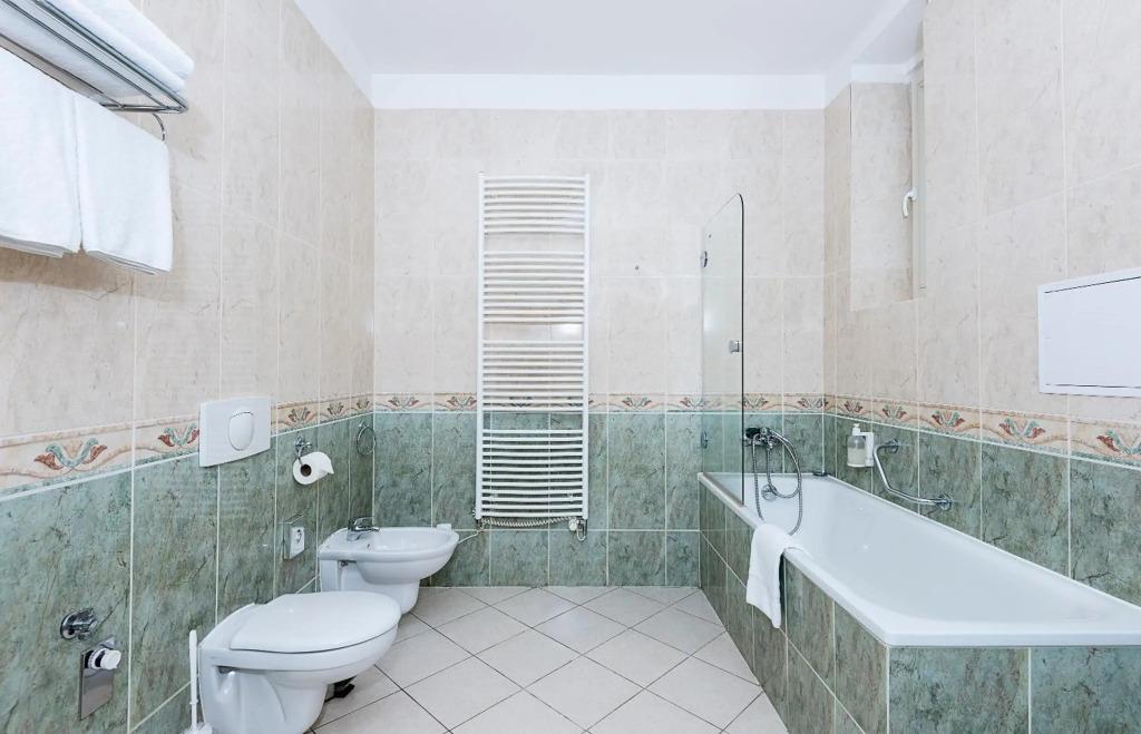 hotel image 13