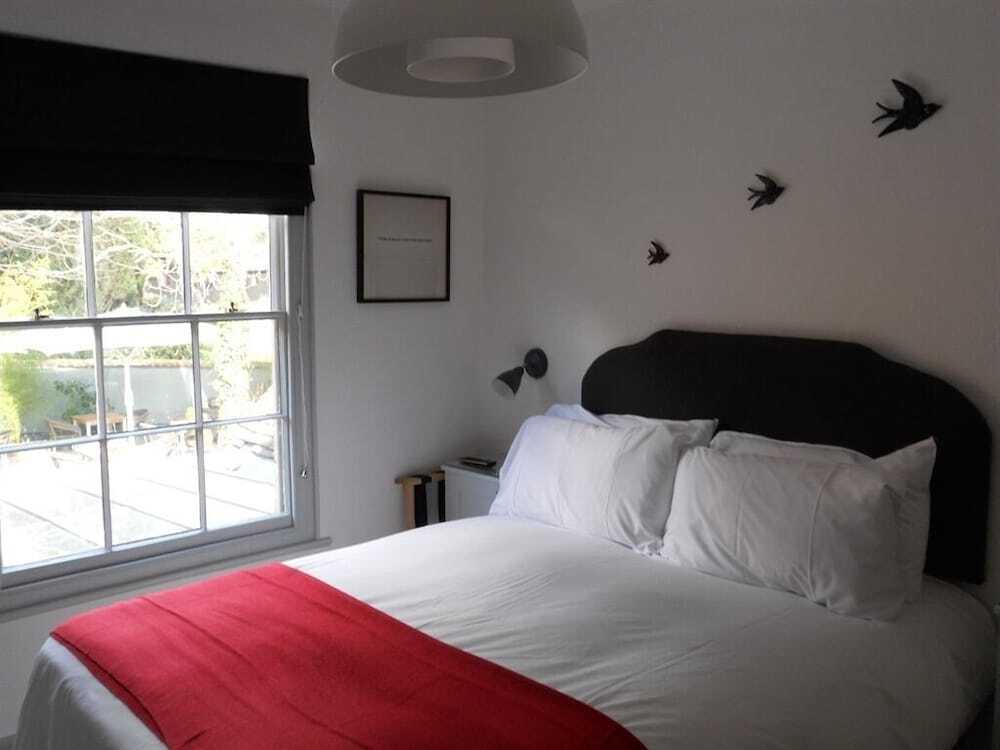hotel image 12