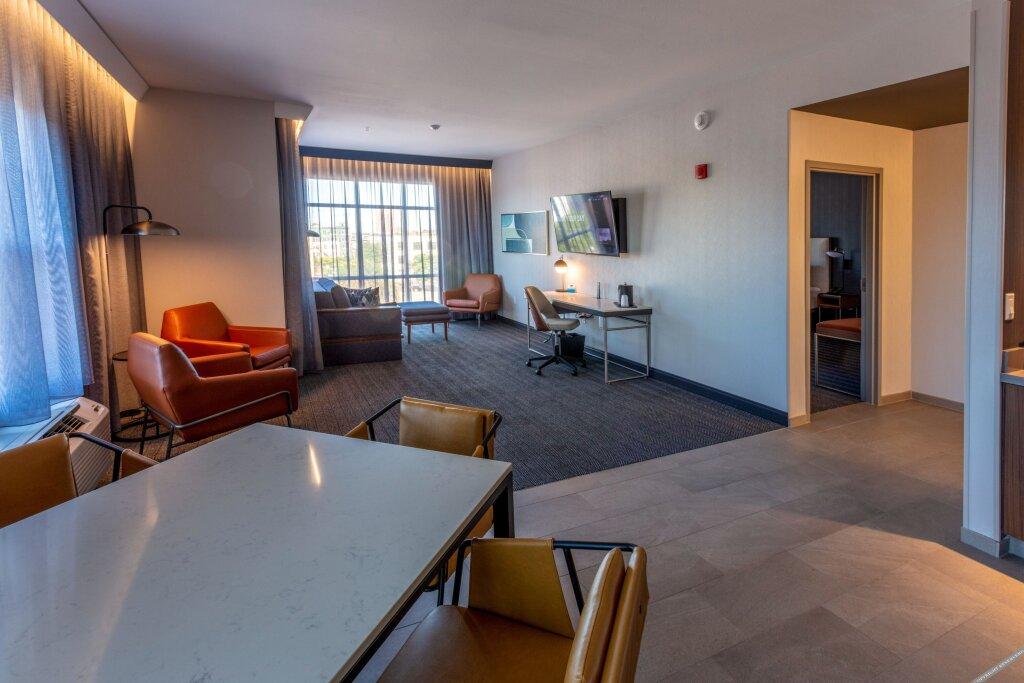 hotel image 10