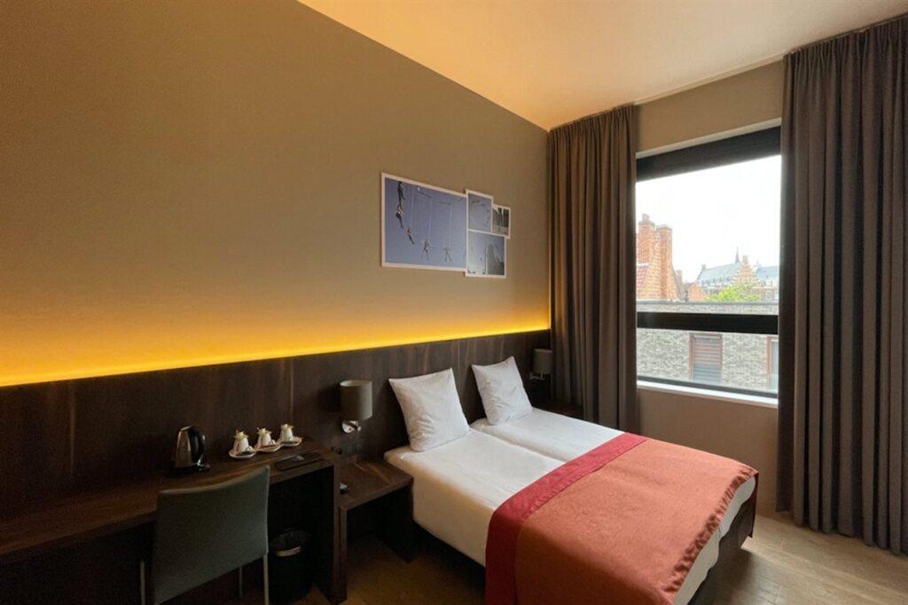 hotel image 9