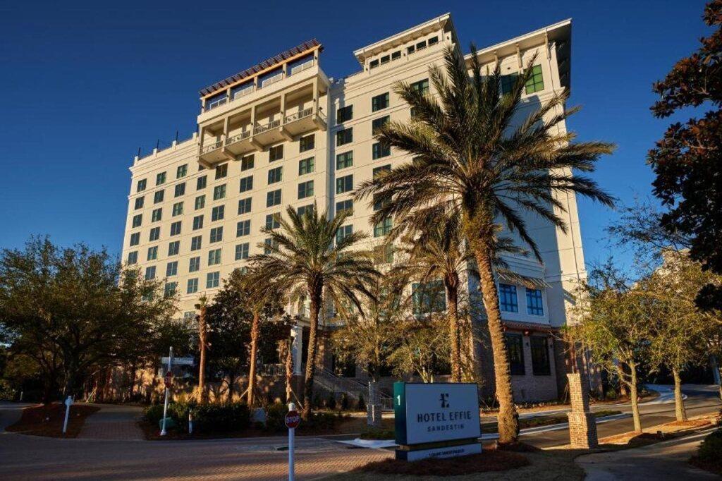 hotel image 12
