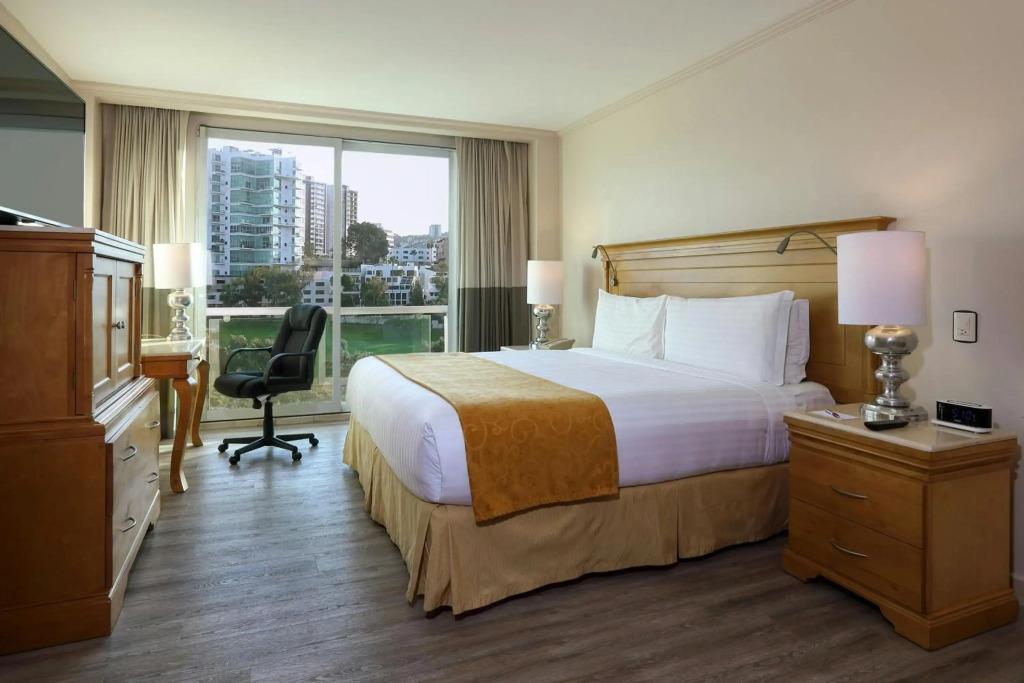 hotel image 16