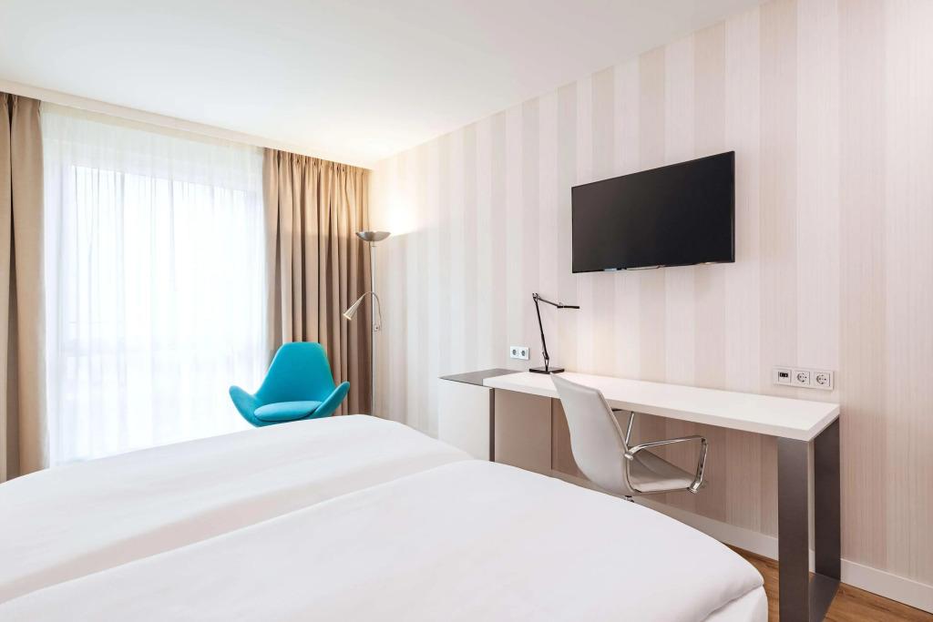 hotel image 12