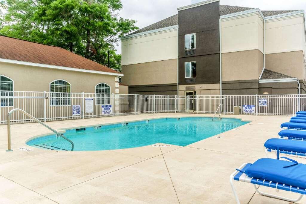 hotel image 12