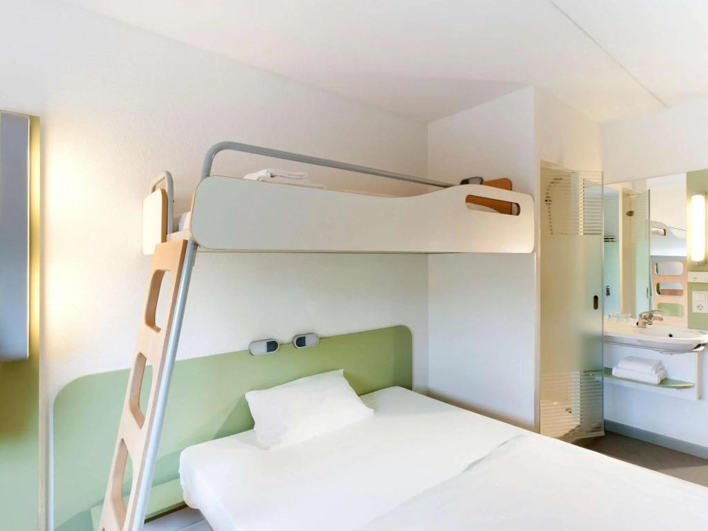 hotel image 18