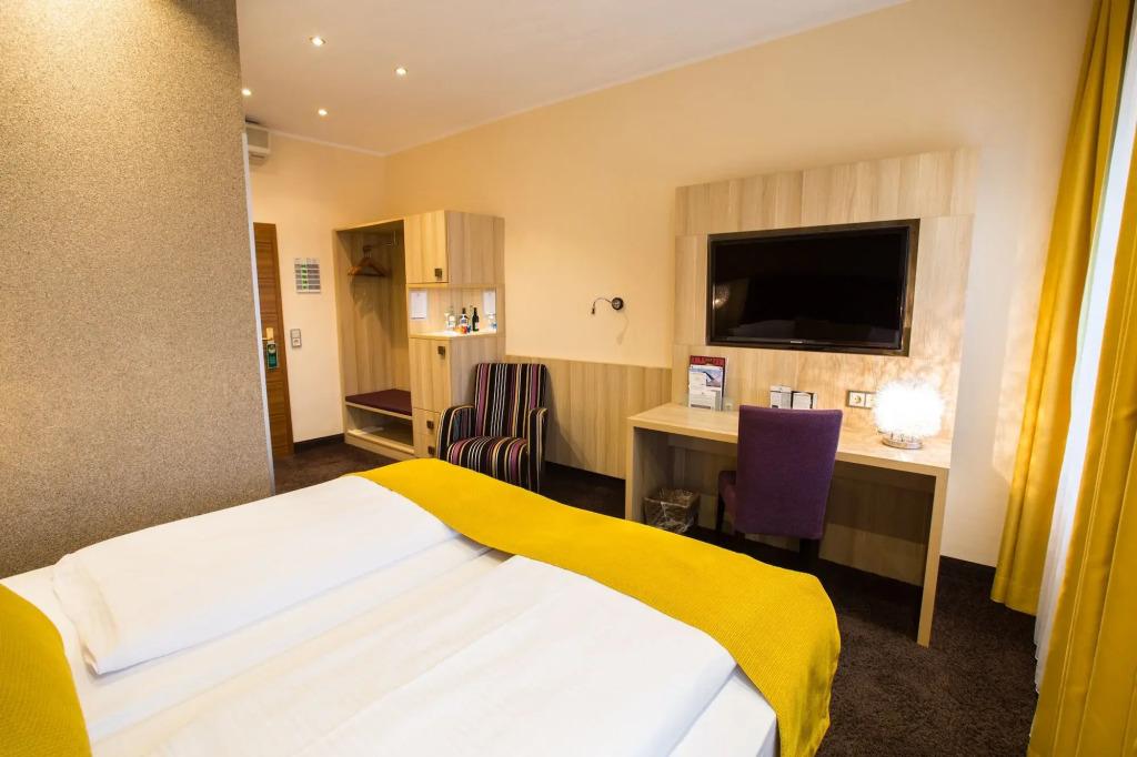 hotel image 9