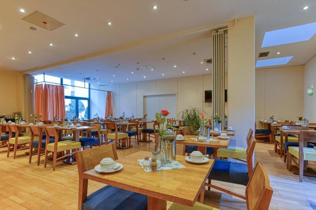 hotel image 9