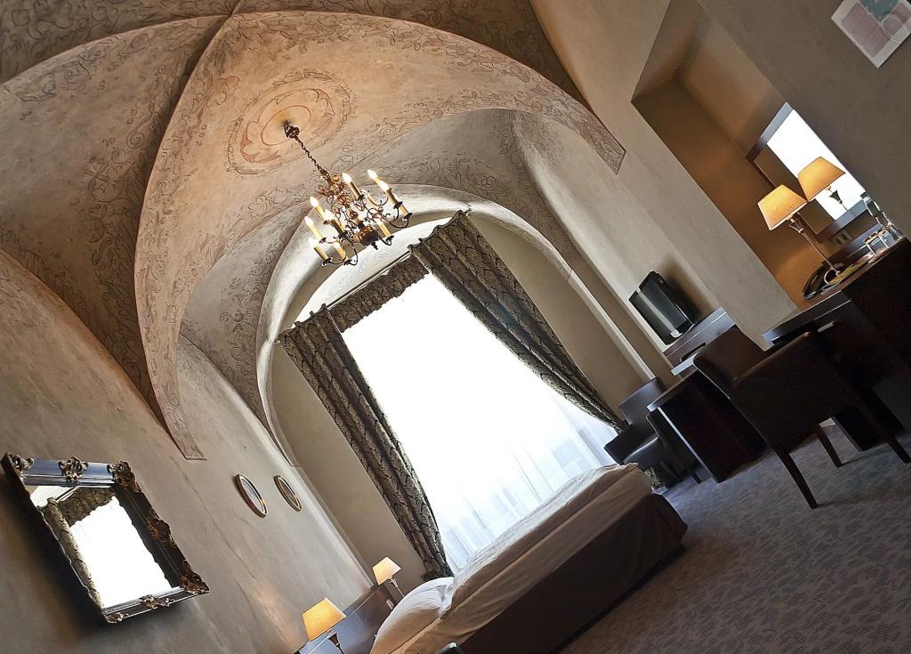 hotel image 16