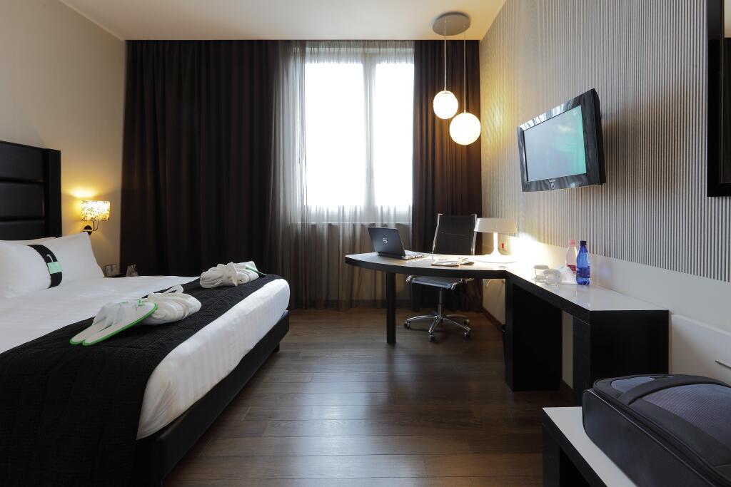 hotel image 18