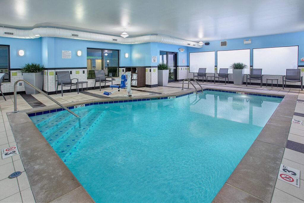hotel image 10