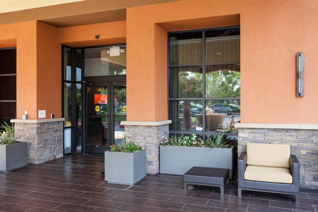hotel image 584