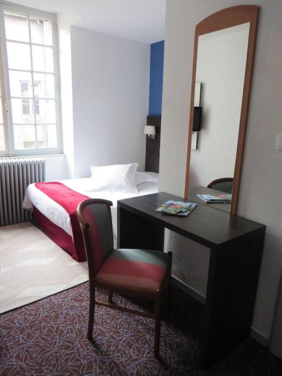 hotel image 13