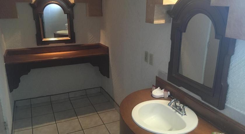 hotel image 16