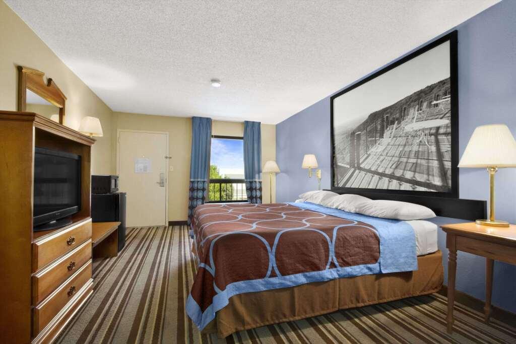 hotel image 8
