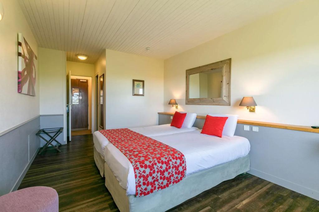 hotel image 16