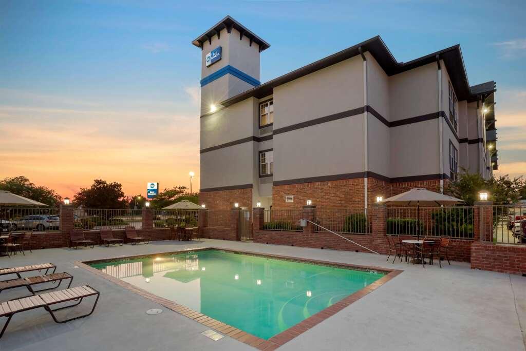 hotel