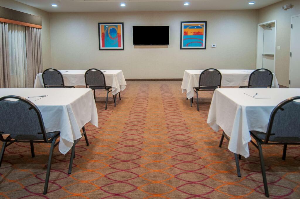 hotel image 16