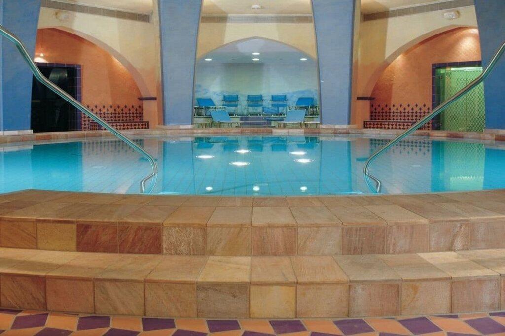 hotel image 16