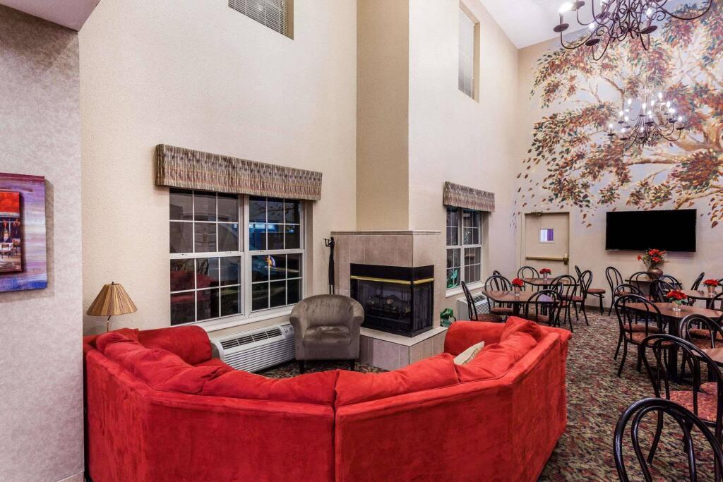 hotel image 9