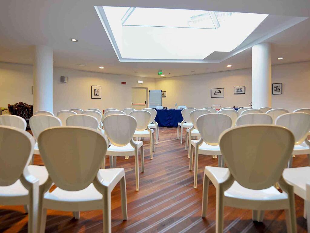 hotel image 9