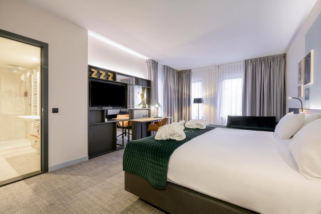 hotel image 35