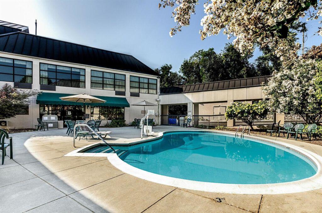 hotel image 11