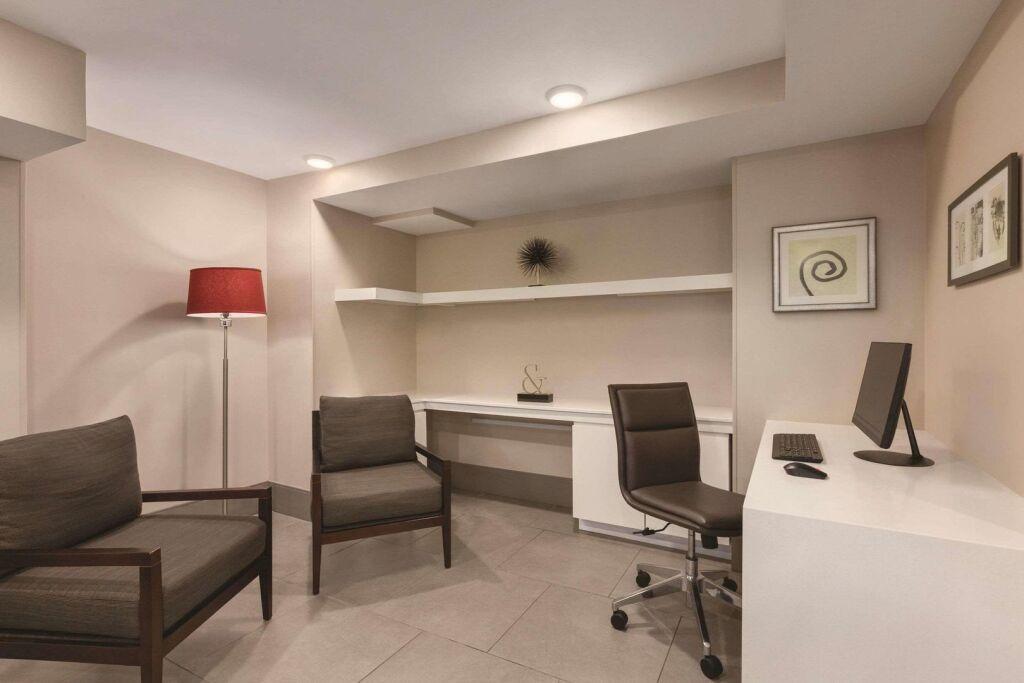 hotel image 16