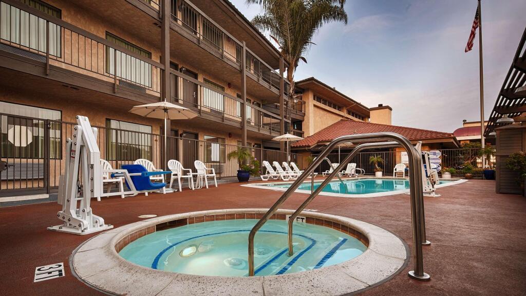 hotel image 9