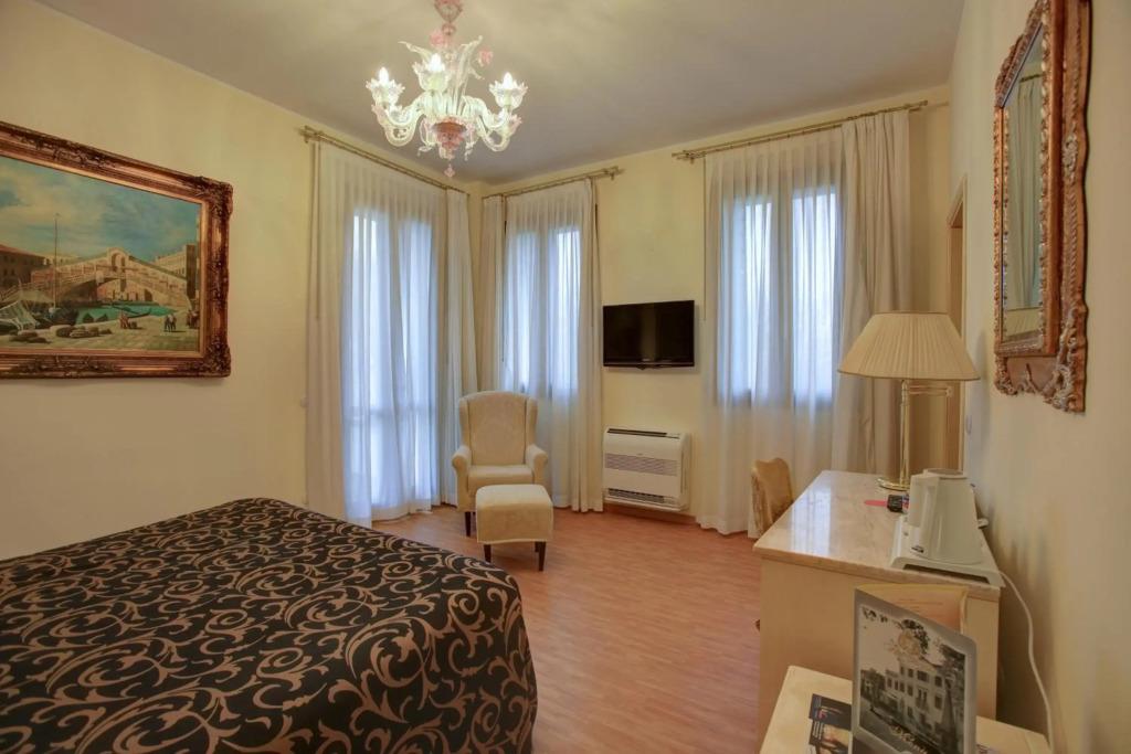 hotel image 8