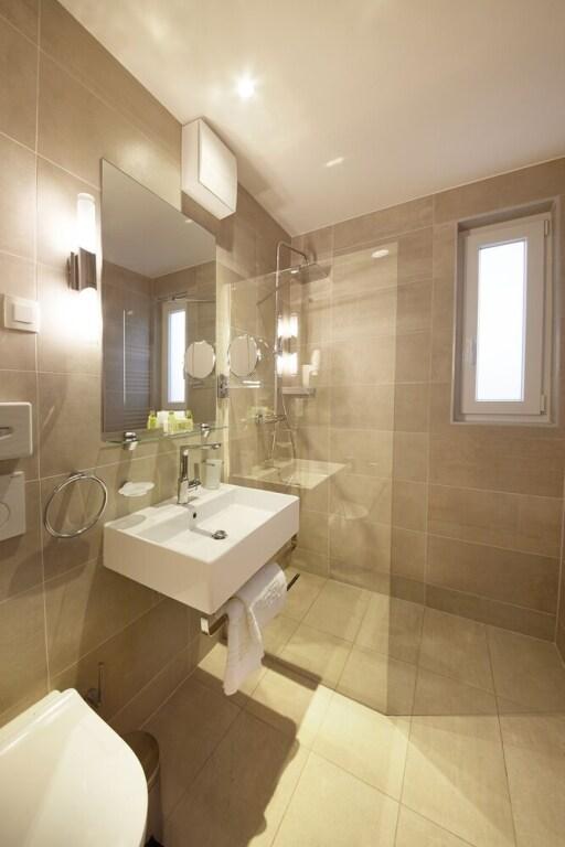 hotel image 17