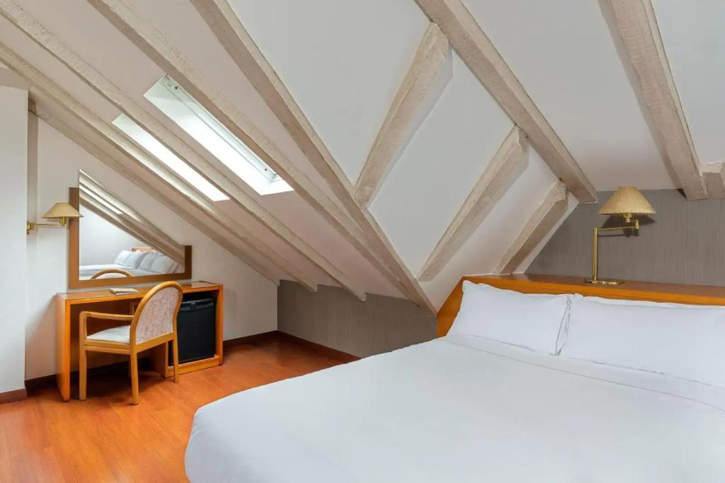 hotel image 42