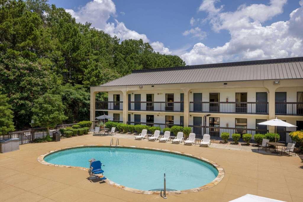 hotel image 13