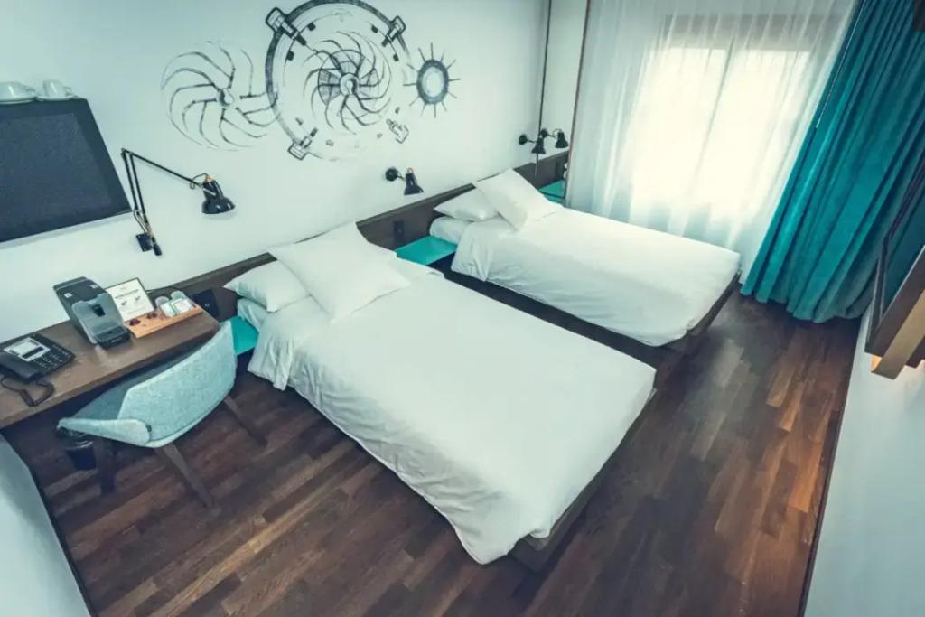 hotel image 8