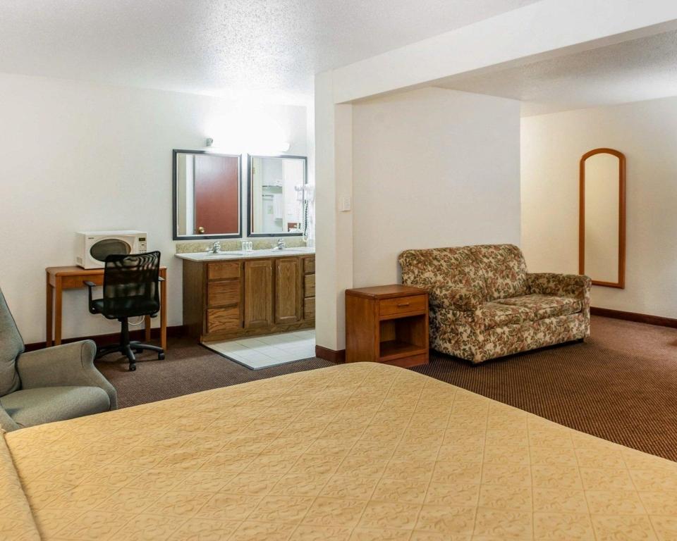 hotel image 10