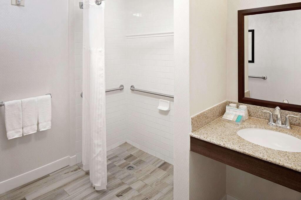 hotel image 16