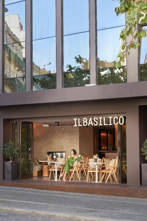 hotel image 9