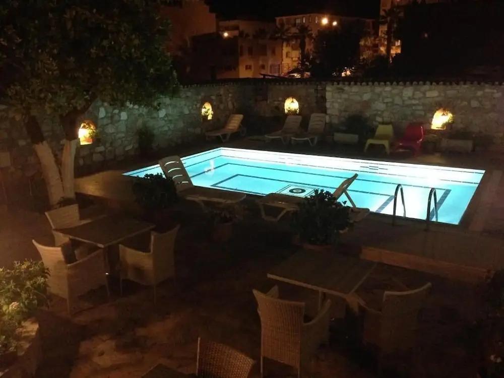 hotel image 10
