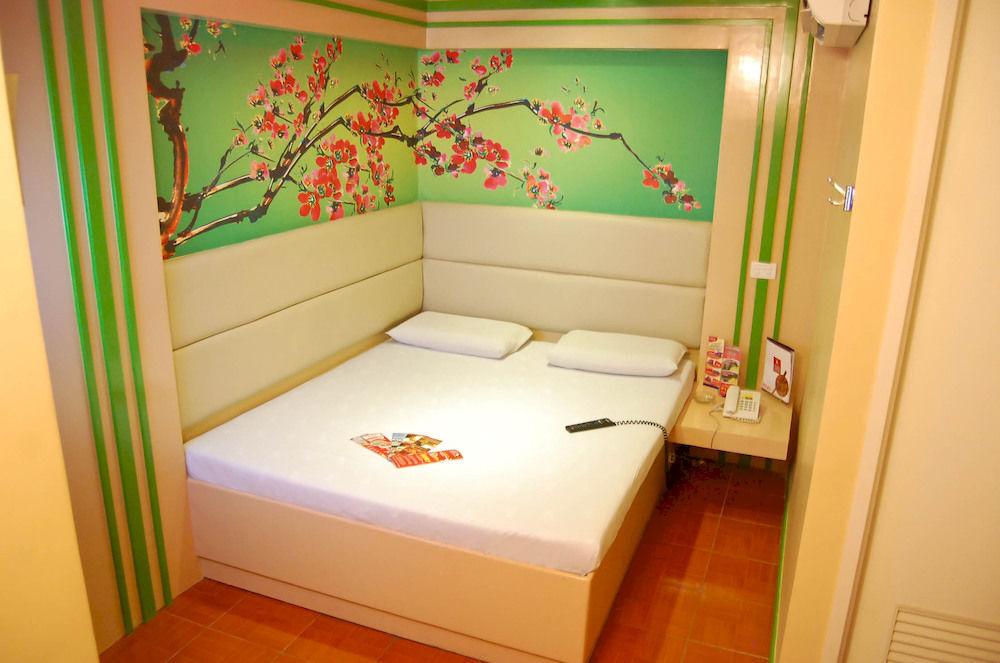 hotel image 12