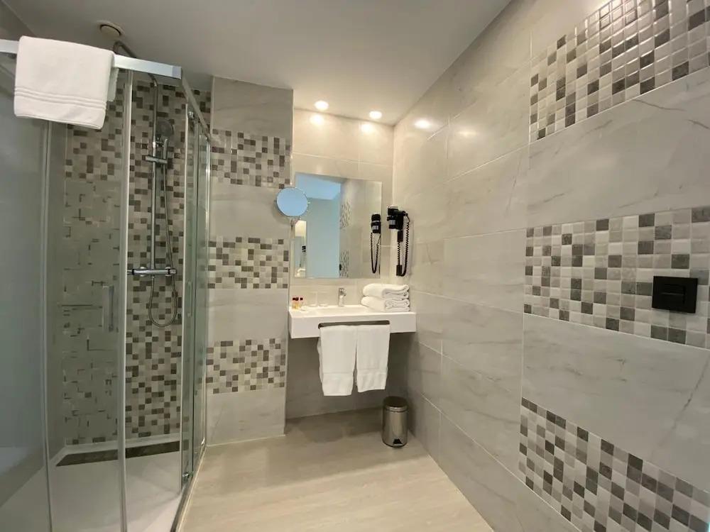 hotel image 16