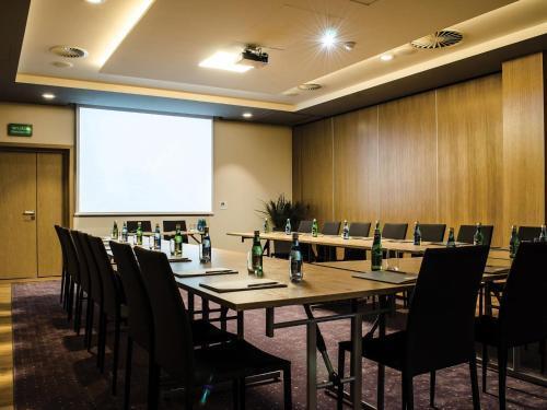 hotel image 10