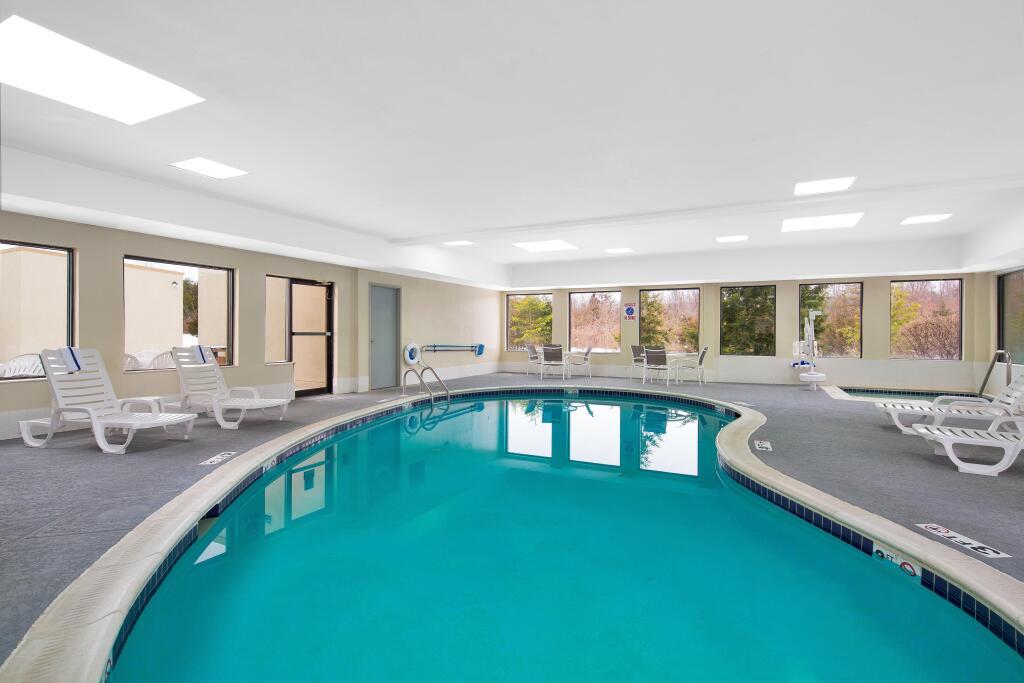 hotel image 10