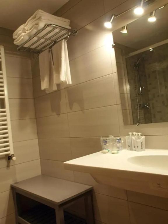 hotel image 12