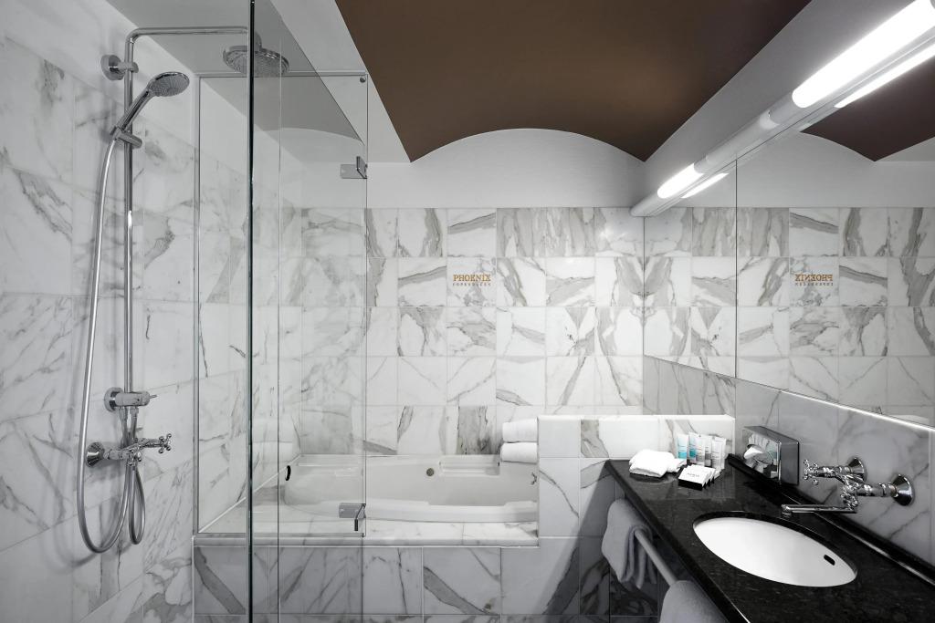 hotel image 16