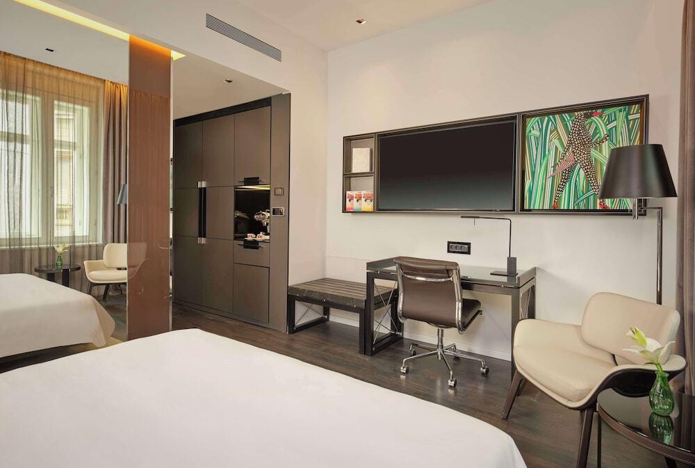 hotel image 19